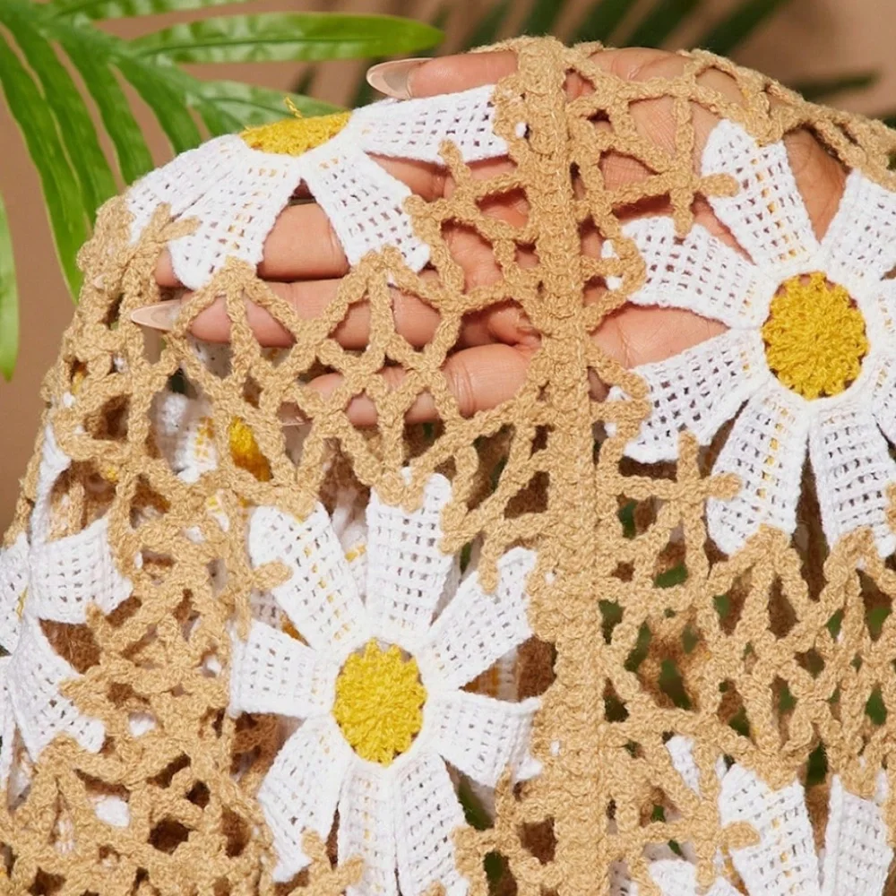 Plus Floral Daisy Crochet One Shoulder Long Sleeve Top